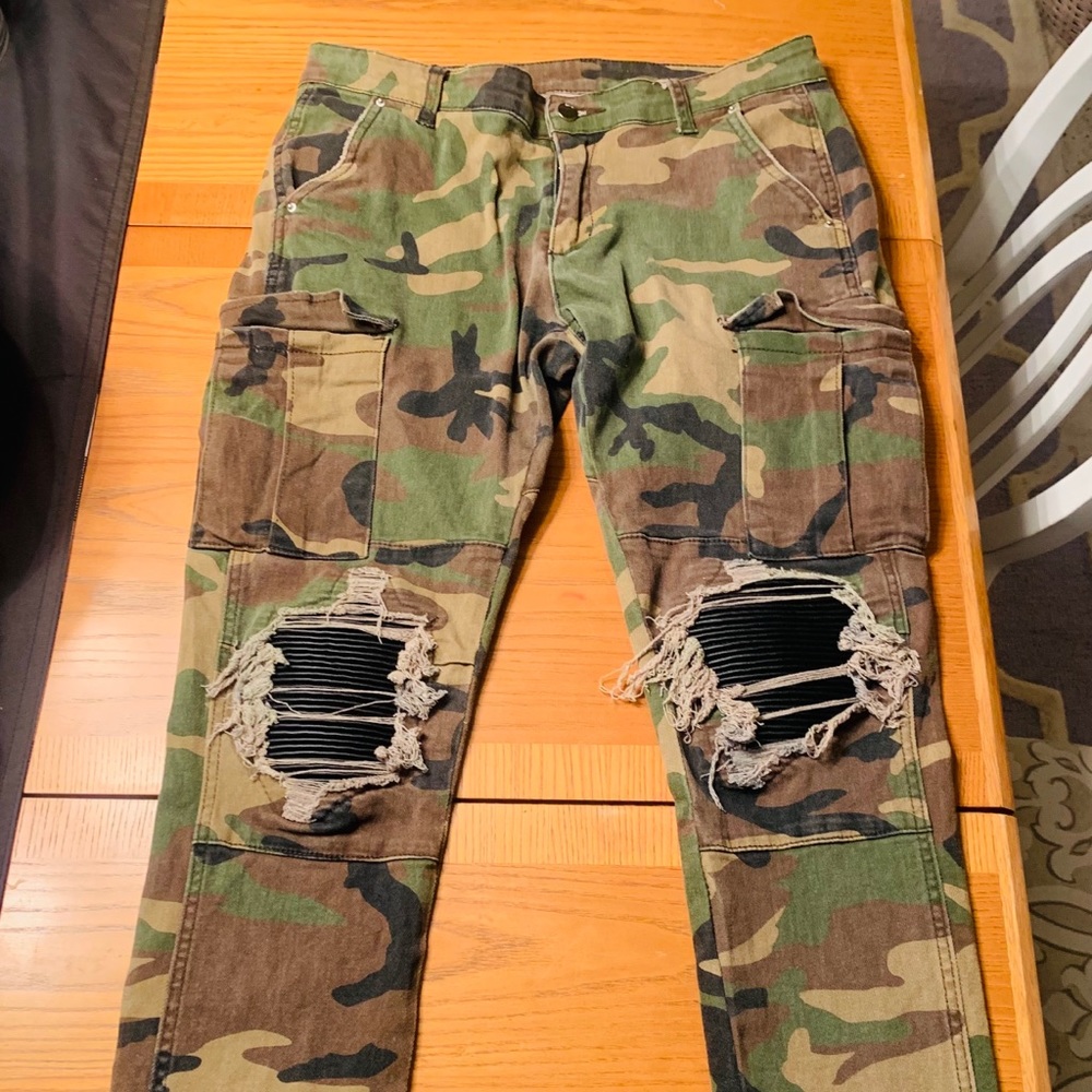 Amiri camouflage jeans